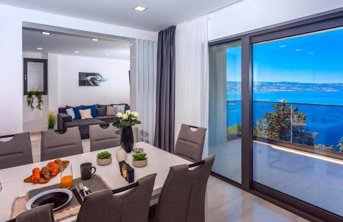 Villa Belvedere with heated pool, billiards, Media room, sea views,10 pax - Foto 22