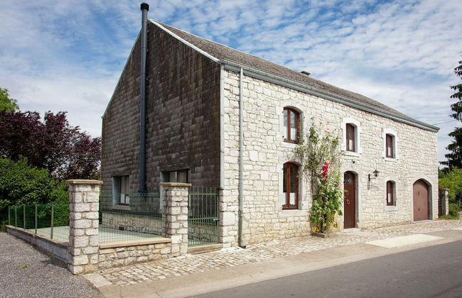 Cozy Family Home in Humain - Photo 41