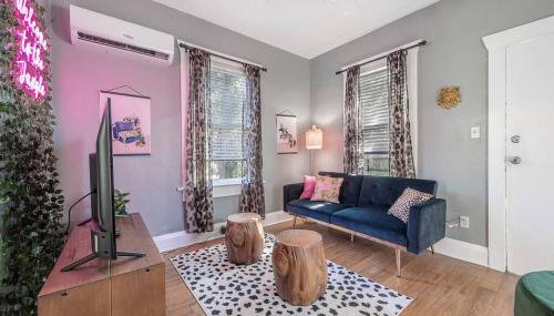 Jungle Themed Apt. Close to Coffee, Food + Shops! - Foto 2