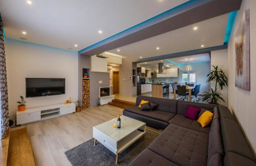 Villa Toni with 5 bedrooms and heated pool - Photo 56