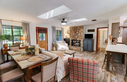 Lakefront Emerald Point wfirepit & kayaks - Foto 1