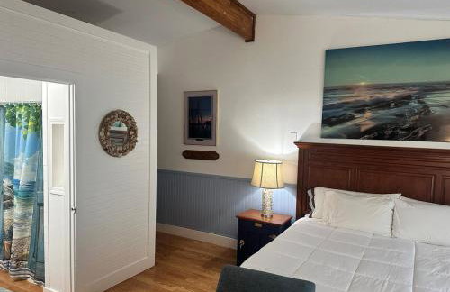 6 bedrooms! Family friendly! Spacious! PNW Rustic! - Photo 20