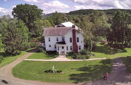 Creekside Escape on 200 acres - Foto 22