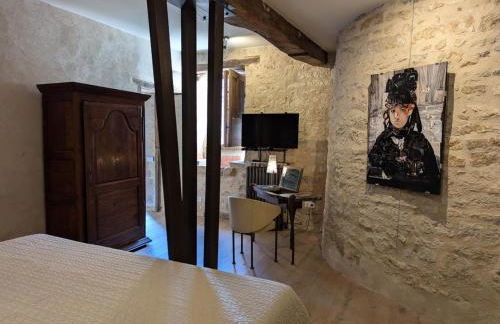 Prieuré restauré avec jardin, charme ancien et commodités modernes, près de l’église à Beaulieu - FR-1-653-145 - Foto 21