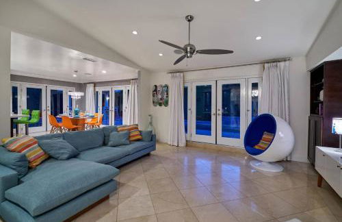 Pineapple Splash! Complete Privacy! Salt Pool! - Photo 12