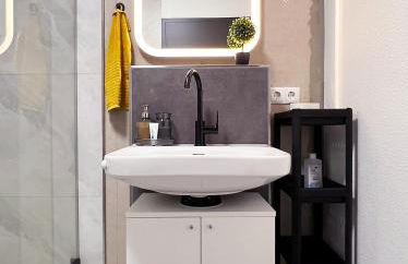 bonquartier - Design Apartment mit Balkon, Arbeitsplatz und Parkplatz - Foto 24