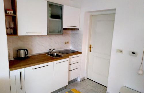 Olive Tree Apartments - Photo 10