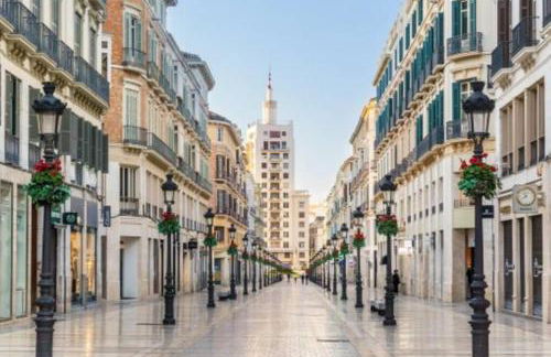 CITY CENTER BIG APARTMENT-FAMILY & FRIENDS-5 Beds - Photo 32