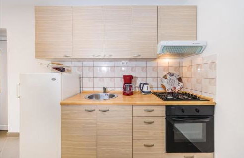 Awesome Apartment In Vrana With Wifi - Foto 17