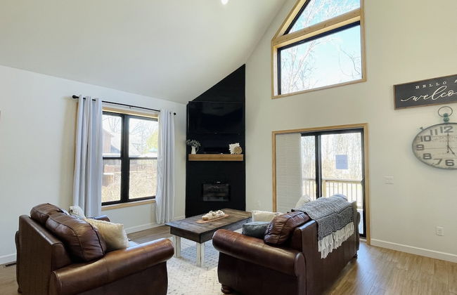 Amazing Lake House With Beach Access 4 Bedroom Home by RedAwning - Foto 23