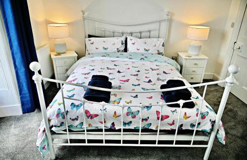 Porthmadog, Sleeps 11, 5 Bedrooms, 5 Bathrooms, Mountain Views - Photo 13