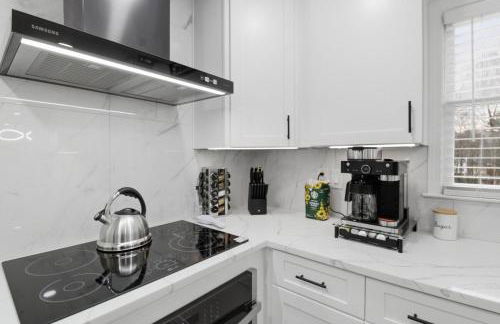 Brand New Modern Home 4BR-3BA Stylish Cozy - Foto 2