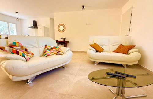 Villa Santa - Piscine - Wifi - Proche Ventoux - idéal Cyclistes - Foto 5