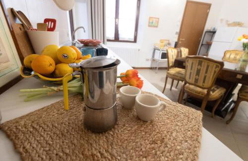 Ca' Spadoni, centro storico, piano terra, ingresso indipendente, teatro, parcheggio, - Foto 34