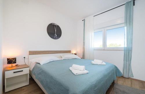 CROWONDER Sun Dance Apartments with Heated Swimming Pool Seaview and Garden - Foto 16