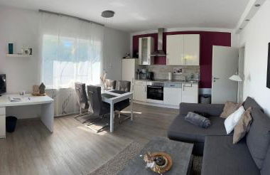 Ferienwohnung Schlossblick - 4 Sterne Sauna Pool Whirlpool exklusiv - Foto 17