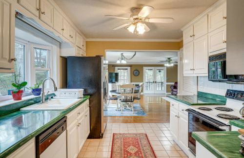 Lakefront Leesburg Home with Private Dock and Ramp! - Photo 7