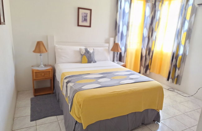 Cumber's Tropical Apartments - Foto 16