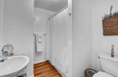 Where We Roam Log Cabin with Mountain Views - Foto 28