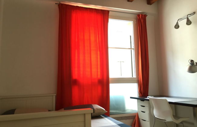 Cozy House - Photo 2