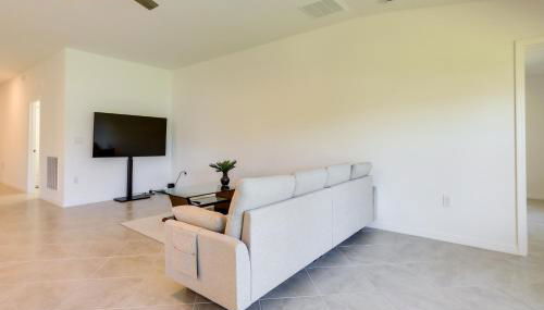 Airy Port Charlotte Home with Smart TV Near Beaches! - Foto 5