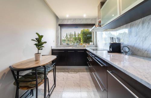 Villa Colina - A1 by HelloVacations - Foto 10