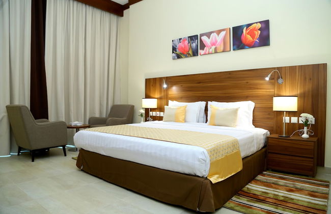 Tulip Al Barsha Hotel Apartment - Photo 2