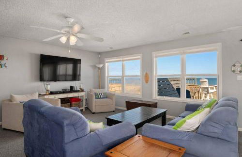 OBX 4BR Oceanfront Cottage - Foto 12