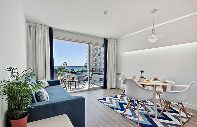 Carihuela Suites - Photo 5