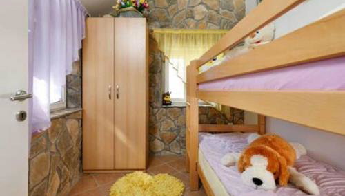 Three Bedroom Holiday Home with Pool - Foto 3