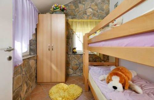 Three Bedroom Holiday Home with Pool - Foto 3