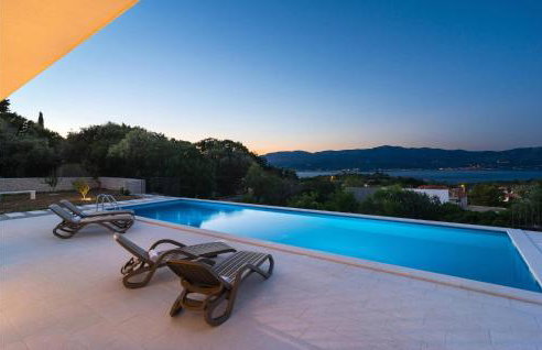 Amazing Home In Supetar Brac - Foto 23