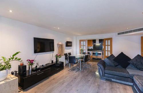 Luxury 2 Bedroom flat in chelsea harbour, london - Foto 1
