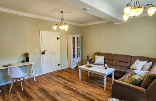 MiCasa Rooms - Altbauflair im Denkmal, Parken, nahe Messe - EGA - MDR - Photo 8