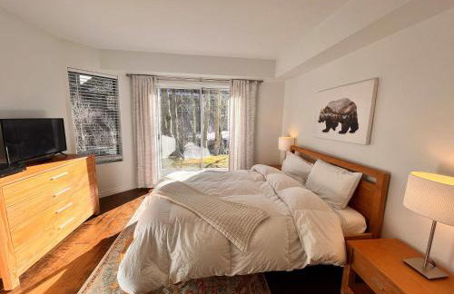 Snowcreek IV - Cozy Mammoth Ski Condo with Mtn Views and Hot Tub - Foto 3