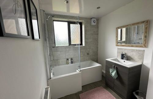 Lovely 3 bedroom house close to City Centre - Foto 13