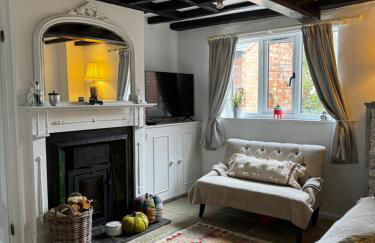 Pear Tree Cottage in the Cotswolds - Photo 2