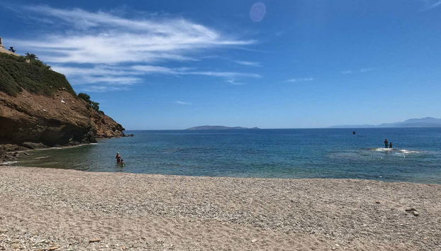 Visitez l'une des plages d'Agia Pelagia
