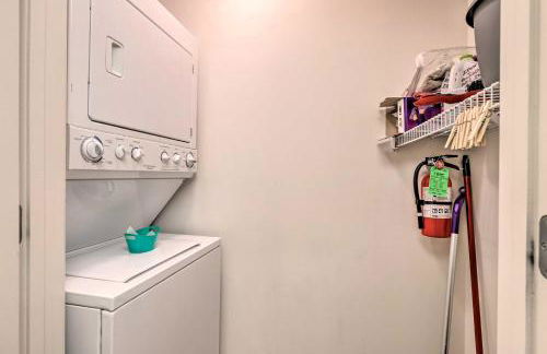 Sunny Beachfront Biloxi Condo with Resort Amenities! - Foto 18