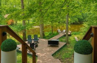 Lux Tiny House with Waterfront, Kayaks, Hot Tub, Arcade - Photo 30