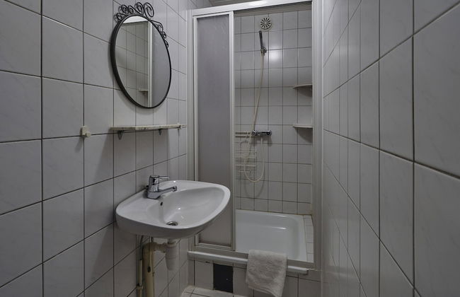 Modern Comfort in a Central Spot - Foto 35