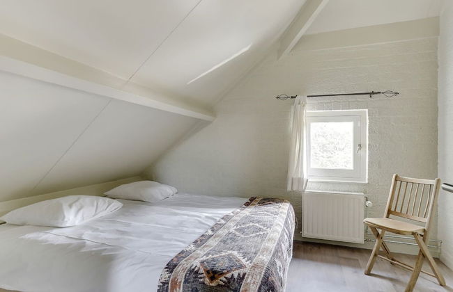 Luxury Villa in De Pier With Sauna - Photo 3