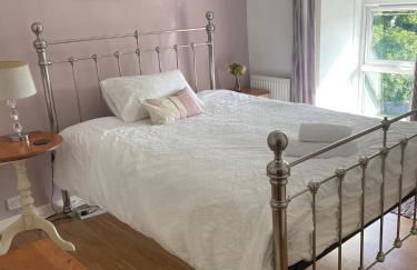 Bryntivy - a cheerful stone cottage close to beach - Foto 19