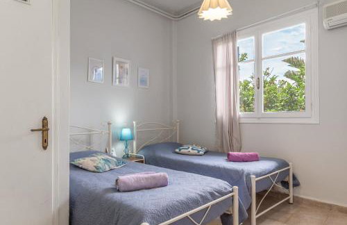 Stenies Little Nook - Photo 22