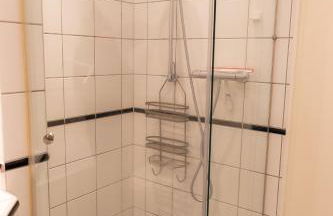 Brunnenblick Gastromeile, City, Messe & Stadionnah - Photo 36