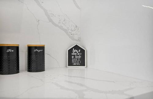 Modern Oasis Near Design District, Wynwood - Foto 10