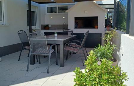 Apartment Adria Relax with private heated pool - Photo 19