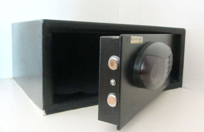 Baywatch Tower - Photo 15