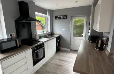 Fabulous 3bed off street parking - Foto 14