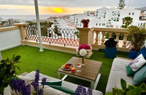 Costa Adeje - Amazing Ocean And Teide View - Fast WiFi, Air Con - Photo 1